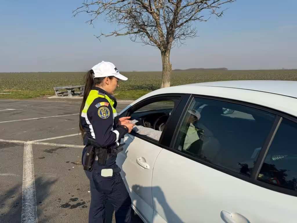 Peste 300 de șoferi amendați într-o singură zi, în Timiș. Acțiune Speed Marathon pe drumurile din județ