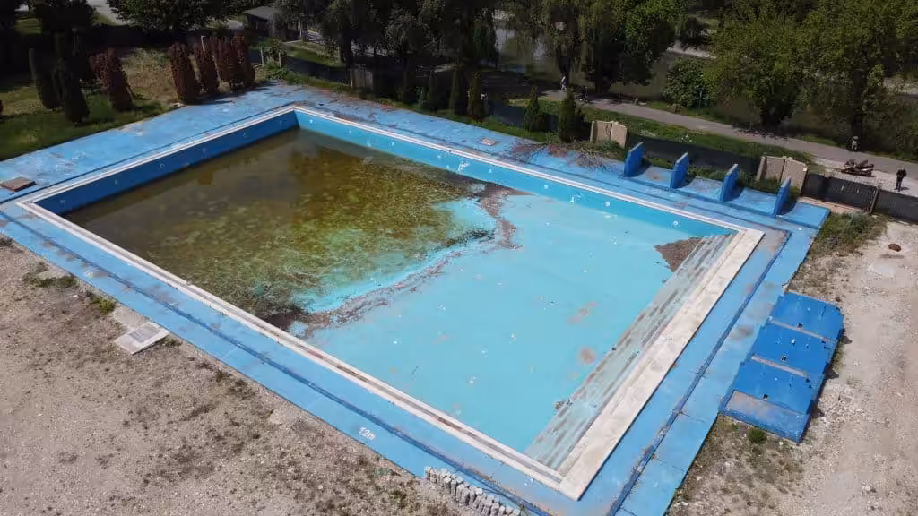 Ruinele promisiunilor lui Fritz: Ștrandul Termal și Baza Uszoda, două eșecuri în inima Timișoarei