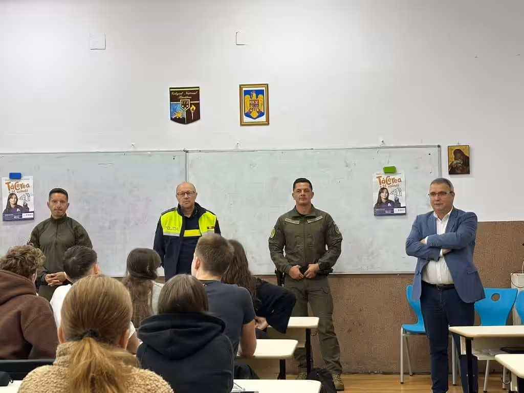 După incidentul grav de la Calderon, polițiștii iau măsuri preventive în școlile din Timiș: acțiuni la Colegiul Bănățean și Școala din Ghiroda