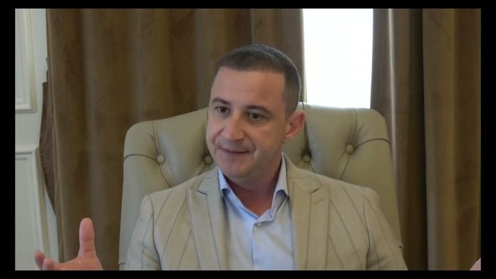 Simonis: „Nu voi susține niciun guvern care scoate stadionul din Timișoara de pe lista de investiții!”
