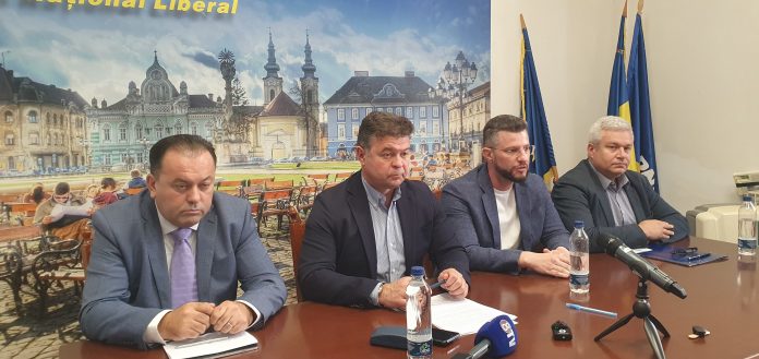 Raul Olajos a trecut la PNL Timiș. Fostul lider USR PLUS spune că „nu vine pentru o funcție”