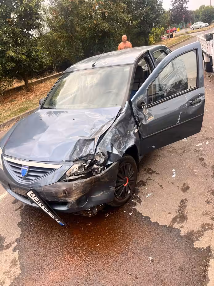 Trei tineri reținuți la Timișoara pentru furt calificat cu mașină furată Trei tineri reținuți la Timișoara pentru furt calificat cu mașină furată