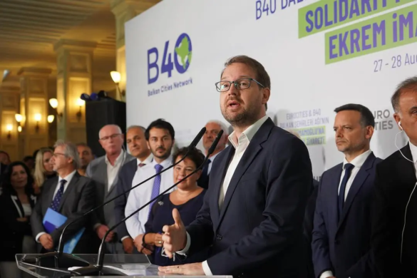 Transparență de carton: STPT, Fritz și Lațcău servesc Timișoarei un concurs ca înainte de ’89