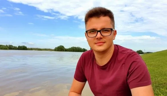 Flavius Sebastian Ignea încasează, Petolea recunoaște: 2.330 lei pe lună pentru postări ascunse la STPT