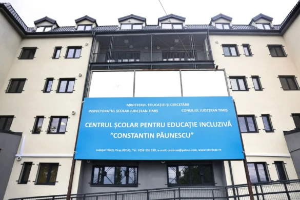 Școala „Constantin Păunescu” Recaș, modernizată cu peste 7 milioane lei: panouri fotovoltaice, izolație termică și condiții demne pentru elevi
