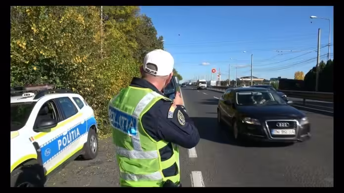 Acțiune în sistem “releu” pe DN6. Zeci de șoferi amendați și permise reținute în Timiș Acțiune în sistem “releu” pe DN6. Zeci de șoferi amendați și permise reținute în Timiș