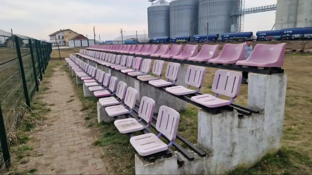 Demolarea stadionului Dan Păltinișanu-03