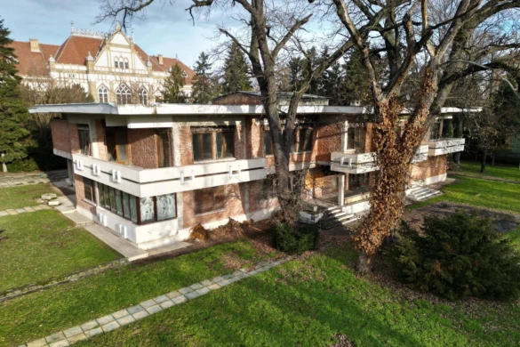 Vila Internațional de pe Bulevardul C.D. Loga revine în patrimoniul județului Timiș după 20 de ani de blocaj