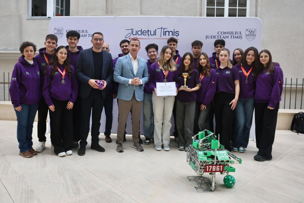 CJ Timiș anunță că suportă transportul echipei Team CSH la Campionatul Mondial de Robotică din Houston