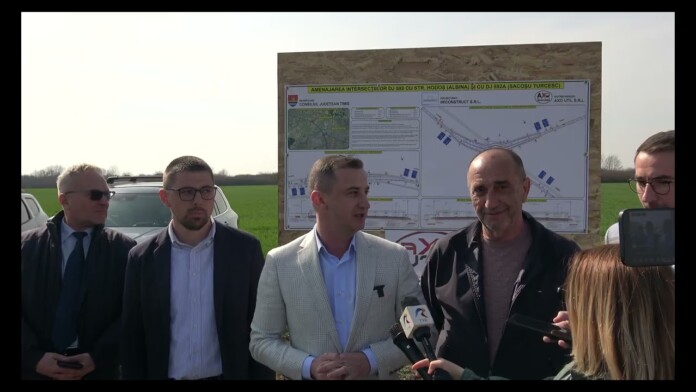 Două sensuri giratorii pe drumul Timișoara – Buziaș, lucrările au început la intersecțiile Sacoșu Turcesc și Albina Două sensuri giratorii pe drumul Timișoara – Buziaș, lucrările au început la intersecțiile Sacoșu Turcesc și Albina