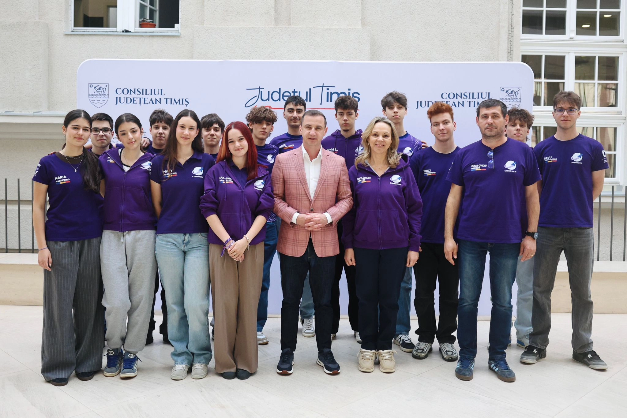 Echipa de robotică CyberMoon merge la Eindhoven cu sprijinul Consiliului Județean Timiș