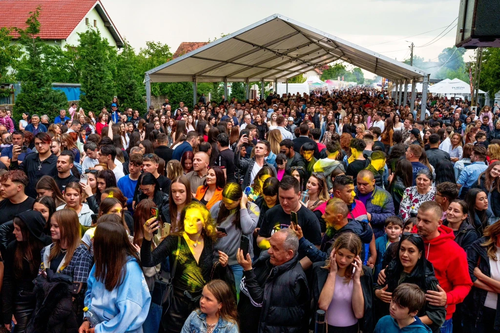 Mii de tineri, la cel mai mare eveniment din Șag din ultimul deceniu