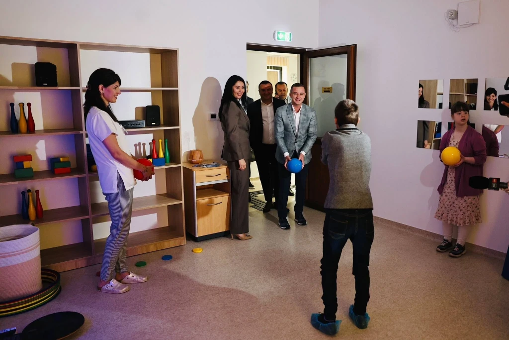 La Lugoj a fost inaugurat Centrul de Zi pentru Persoane Adulte cu Dizabilități. Investiția depășește 6,2 milioane de lei