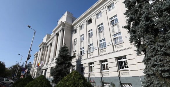 sediul Consiliului Județean Timiș, clădire cu coloane, unde se discută finanțarea proiectelor sportive