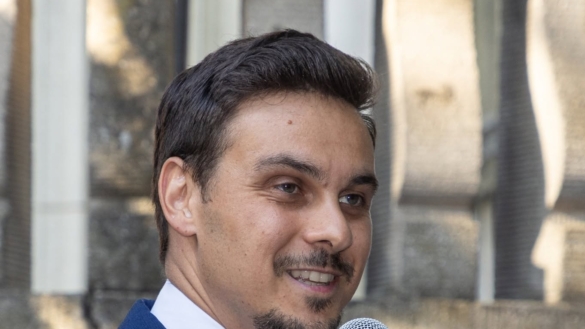 Finta spune că e suspendat din avocatură, dar rămâne asociat în firmă