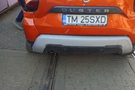 Punct de lucru: poarta școlii. Informații noi în accidentul lui Lațcău