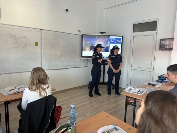 whatsapp-image-2026-10-04-at-10-23-554 protecția animalelor în Timiș – Polițiștii din Timiș, lecții despre animale în școli și la Charge Festival
